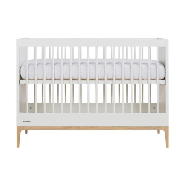 Kidsmill Intense II Ledikant - 70 x 140 cm - Wit / Eiken Kidsmill Intense II Ledikant - 70 x 140 cm - Wit / Eiken