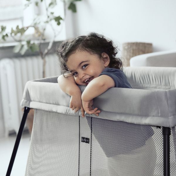BabyBjörn Light Campingbedje Silver