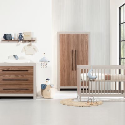 Europe Baby Vittoria III Babykamer Cashmere / Walnoot